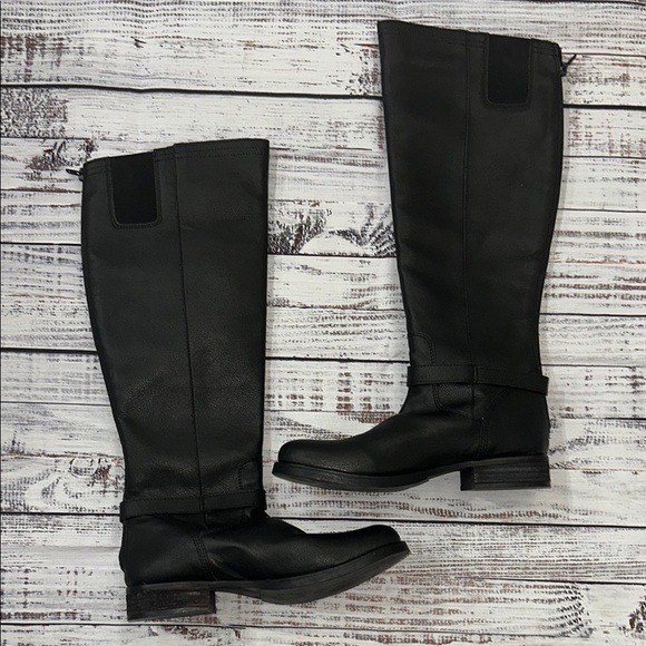 G.H. Bass‎ & Co. VANYA KNEE HIGH
BOOTS Sz. 7.5 - Picture 10 of 10